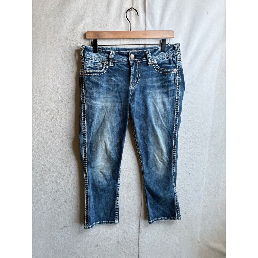 Silver Jeans Co Suki Mid Capri Fluid Denim W30 L22.5 Medium Wash Embroidered